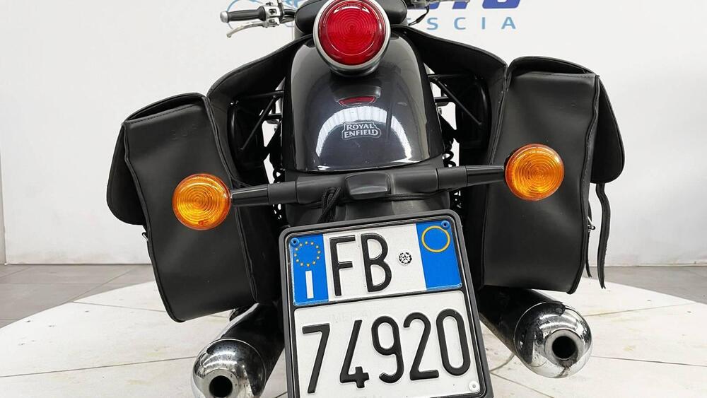 Royal Enfield Super Meteor 650 (2023 - 26) (11)