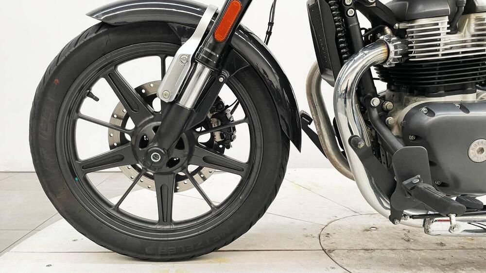 Royal Enfield Super Meteor 650 (2023 - 26) (3)