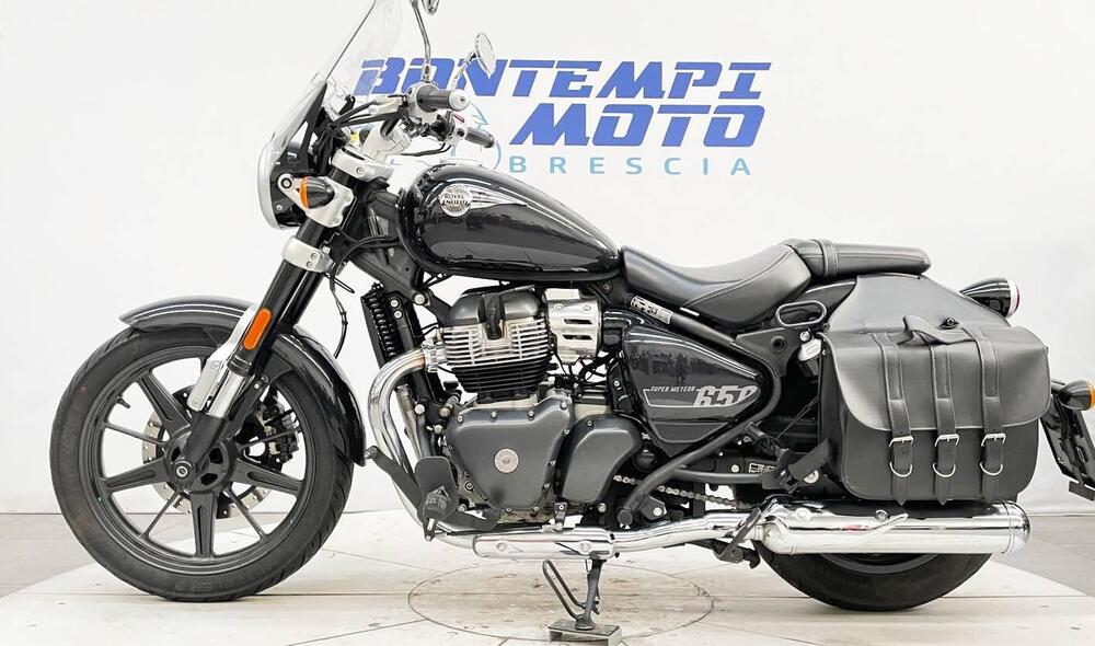 Royal Enfield Super Meteor 650 (2023 - 26) (2)