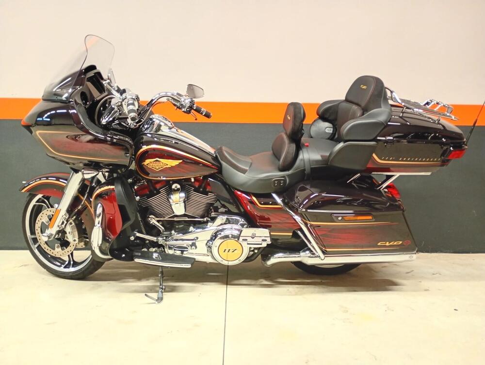 Harley-Davidson CVO Road Glide Limited Anniversary (2023)