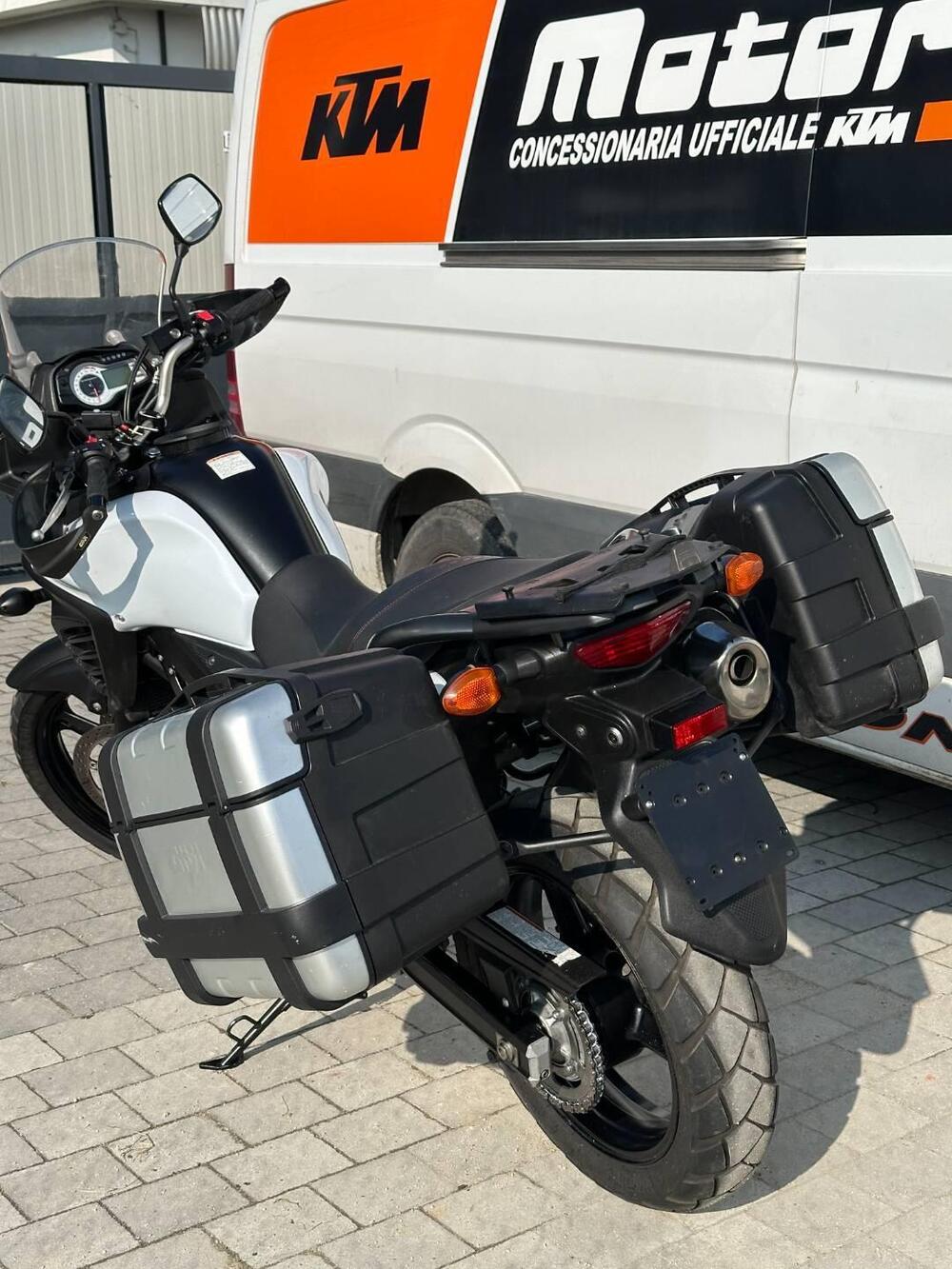 Suzuki V-Strom 650 ABS (2011 - 17) (3)