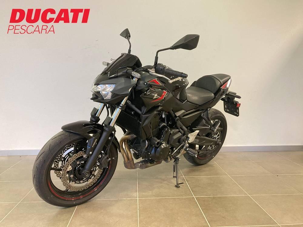 Kawasaki Z 650 (2025 - 26) (3)