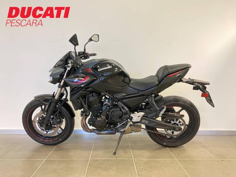 Kawasaki Z 650 (2025 - 26) (4)