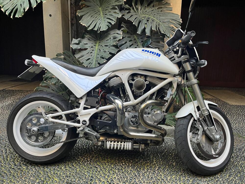 Buell Lightning S1 (1997 01) (2)