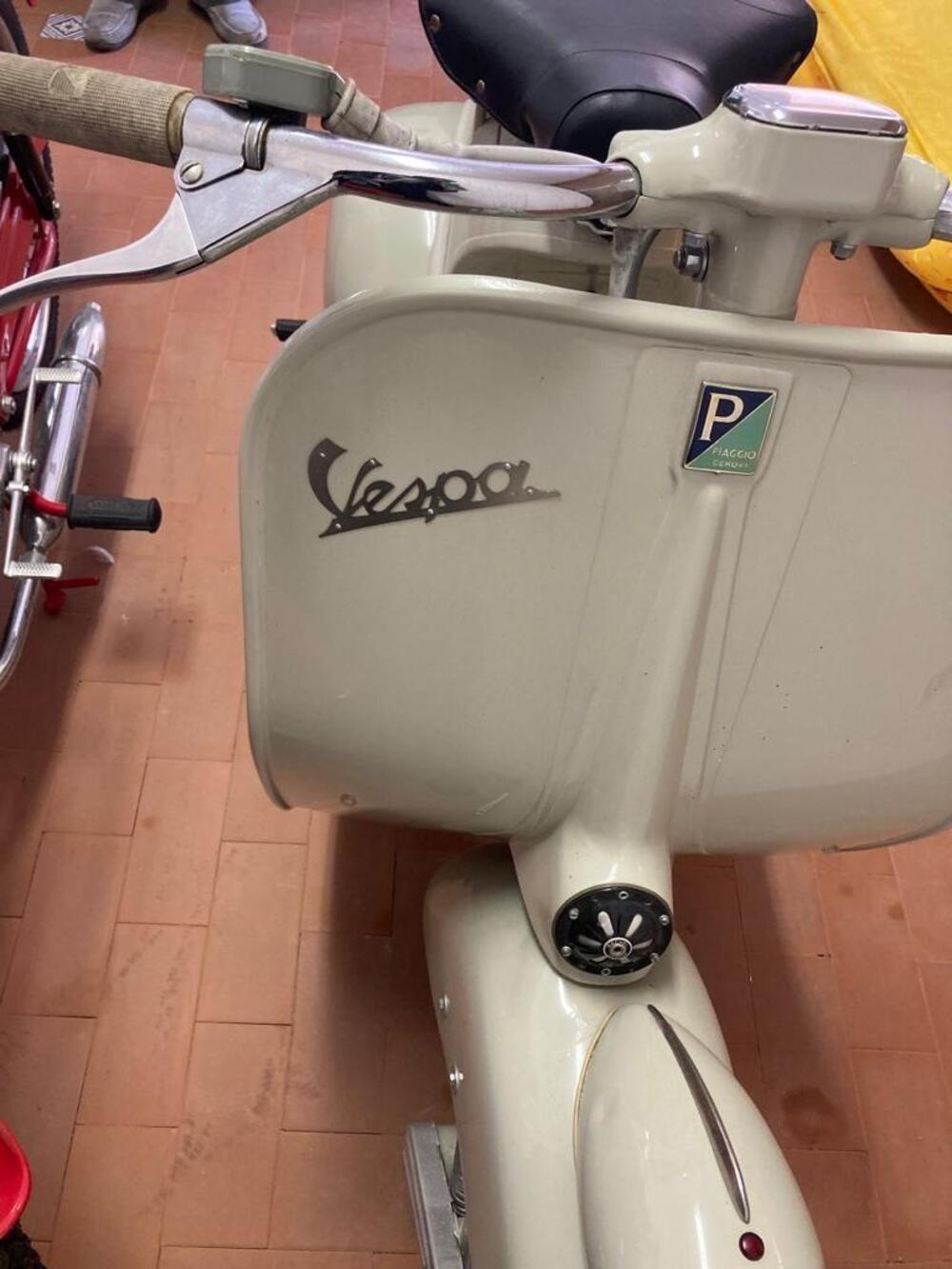 Vespa 125  faro basso (4)