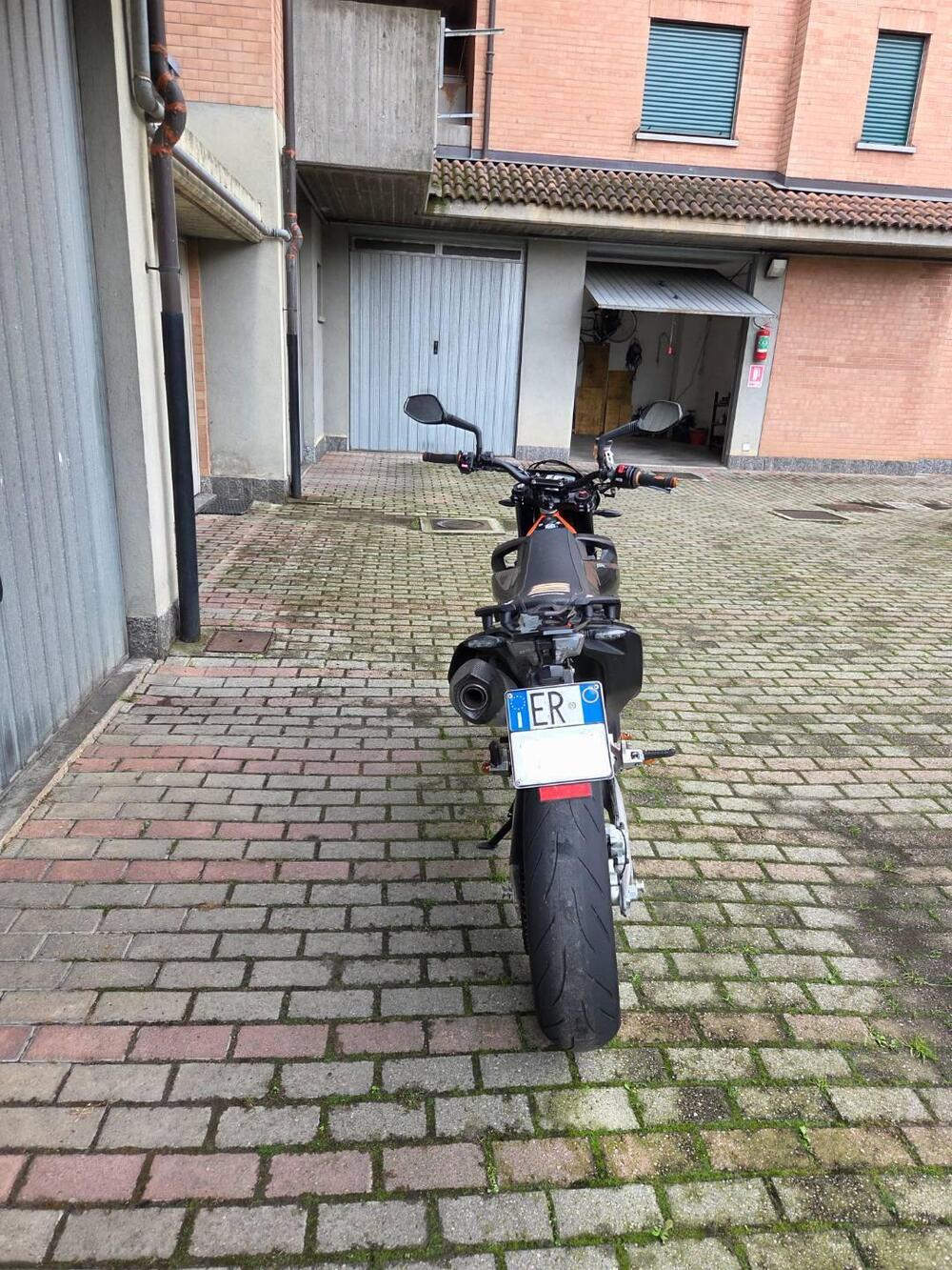 KTM 690 SMC R (2019 - 20) (3)