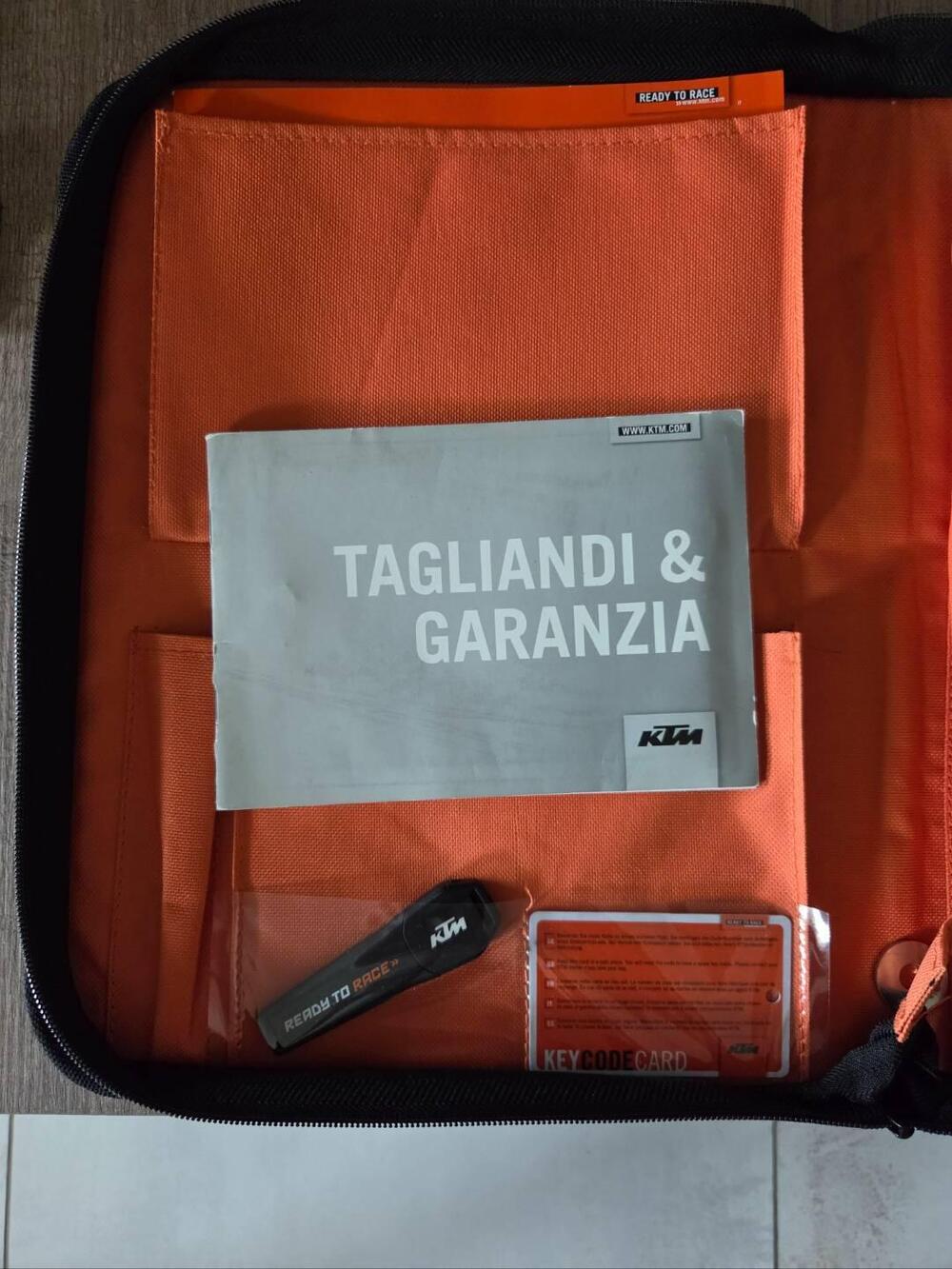 KTM 690 SMC R (2019 - 20) (6)