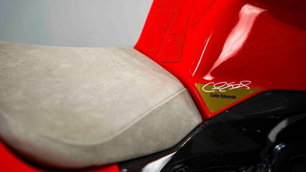 Aprilia RSV 1000 R Factory (2004 - 05) (12)