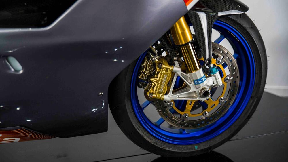 Aprilia RSV 1000 R Factory (2004 - 05) (16)