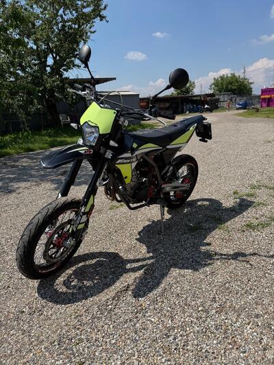 Fantic Motor Motard 125 Performance 4t (2020) usata