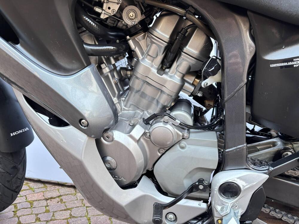 Honda Transalp XL 700 V (2007 - 2013) (4)