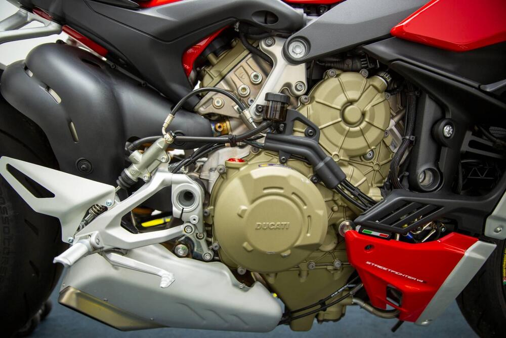 Ducati Streetfighter V4 1100 S (2020) (12)