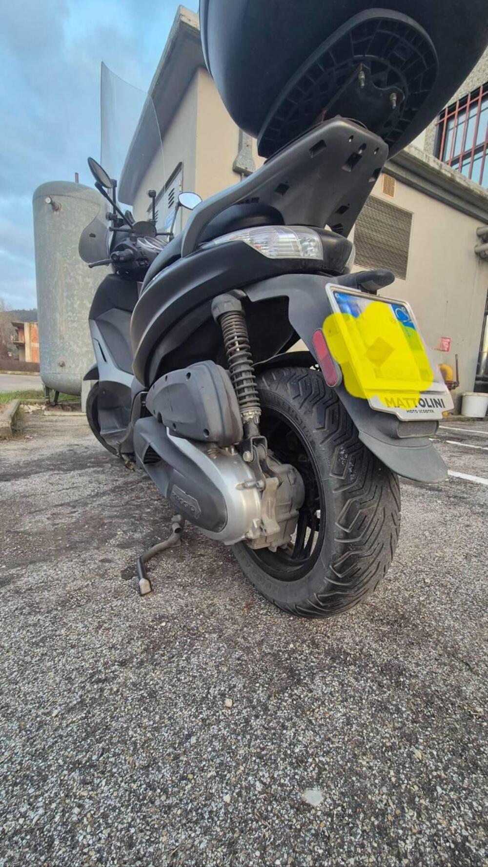 Piaggio Beverly 350 SportTouring ie ABS (2011 - 17) (4)