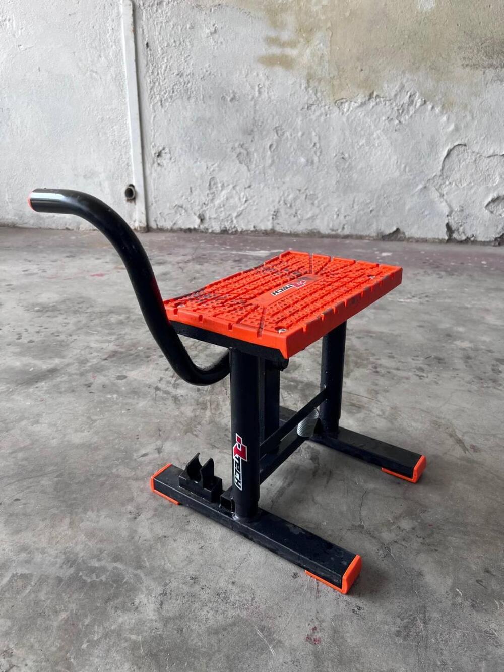 Suzuki RM-Z 250 (2017- 18) (7)