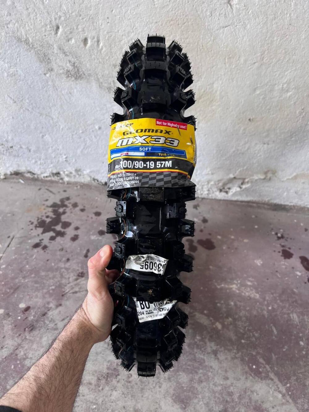 Suzuki RM-Z 250 (2017- 18) (11)