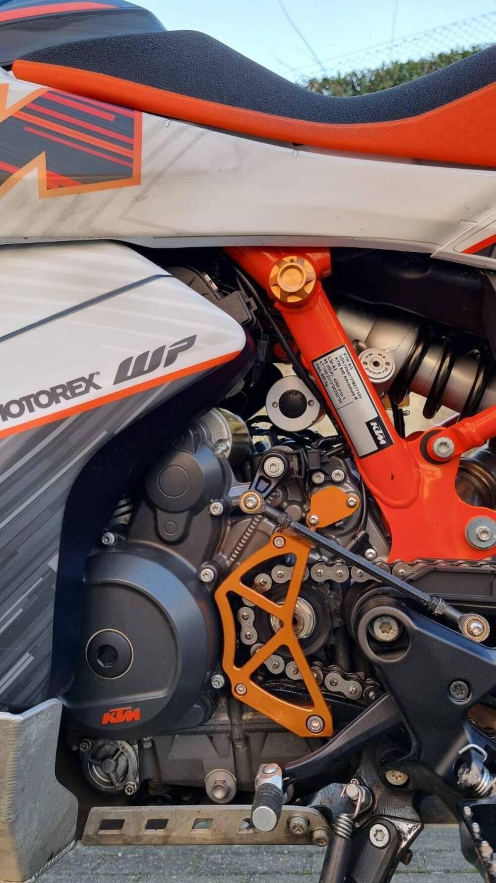 KTM 890 Adventure R (2023 - 24) (16)