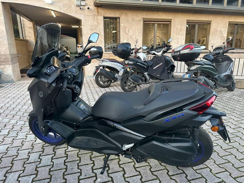 Yamaha X-Max 300 (2025 - 26) (4)