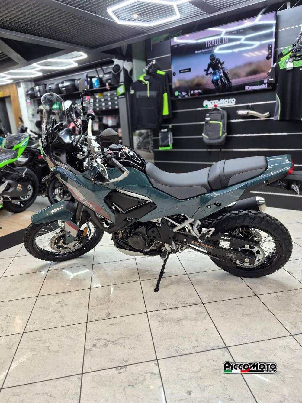 Kawasaki KLE 500 SE (2026) (16)