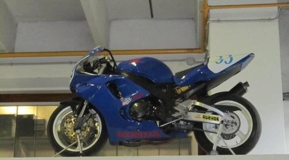 Honda 900RR (3)