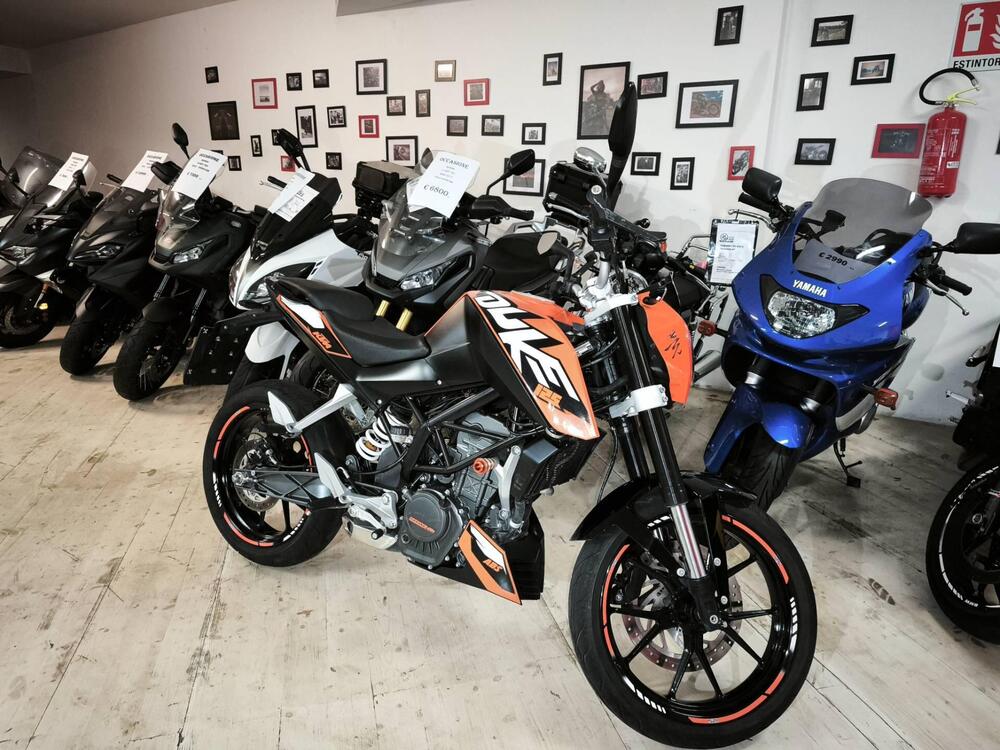 KTM 125 Duke ABS (2013 - 16) (2)