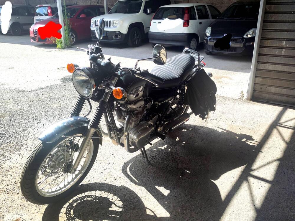 Kawasaki W 800 (2010 - 17) (2)