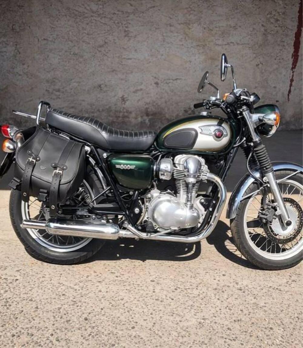 Kawasaki W 800 (2010 - 17) (5)