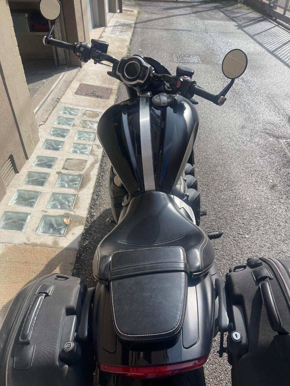 Triumph Rocket 3 R (2021 - 24) (4)