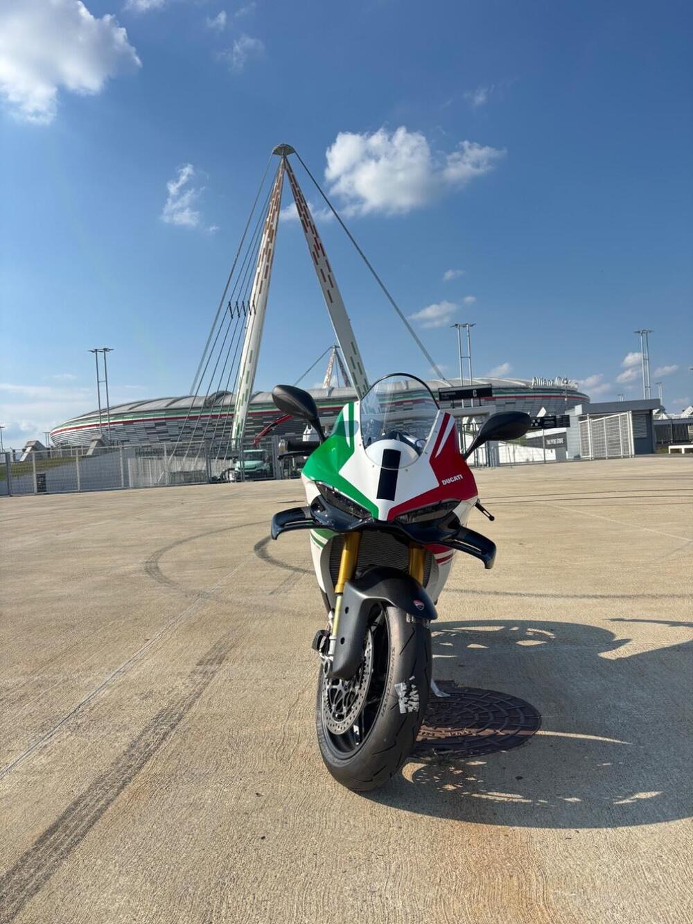 Ducati Panigale V4 Tricolore (2025 - 26) (9)