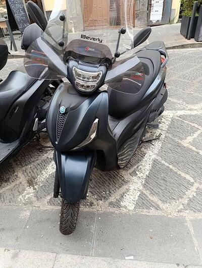 Piaggio Beverly 300 S ABS-ASR (2021 - 25) usata