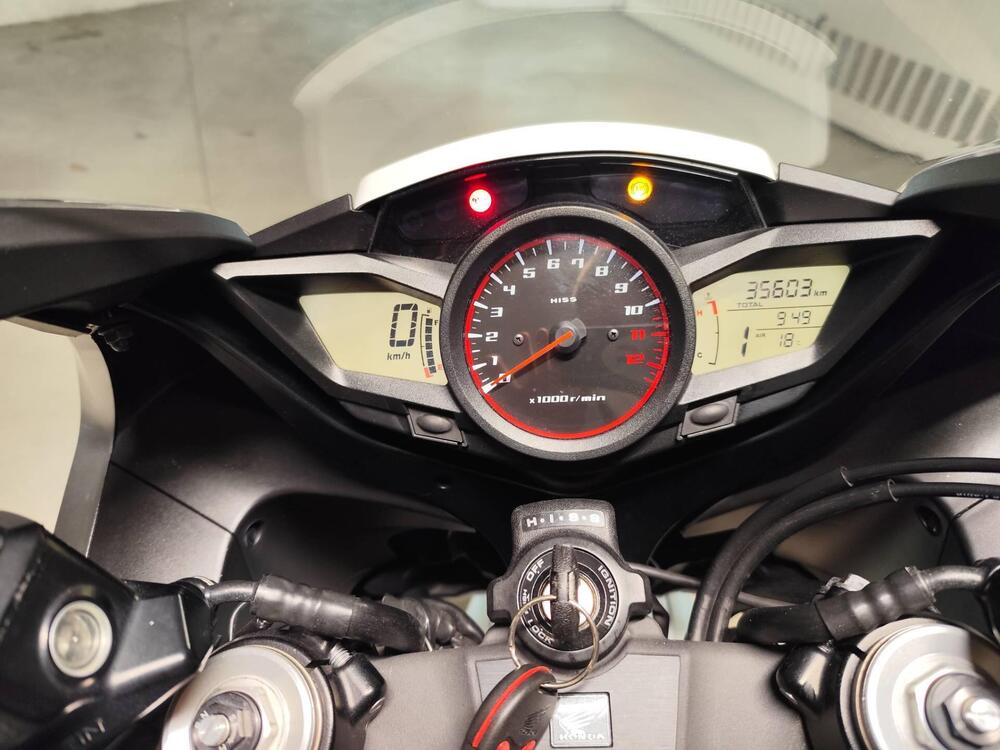 Honda VFR 1200 F ABS (2009 - 16) (8)