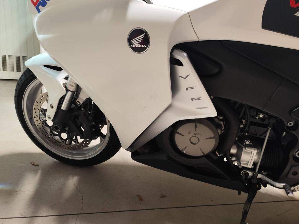 Honda VFR 1200 F ABS (2009 - 16) (11)