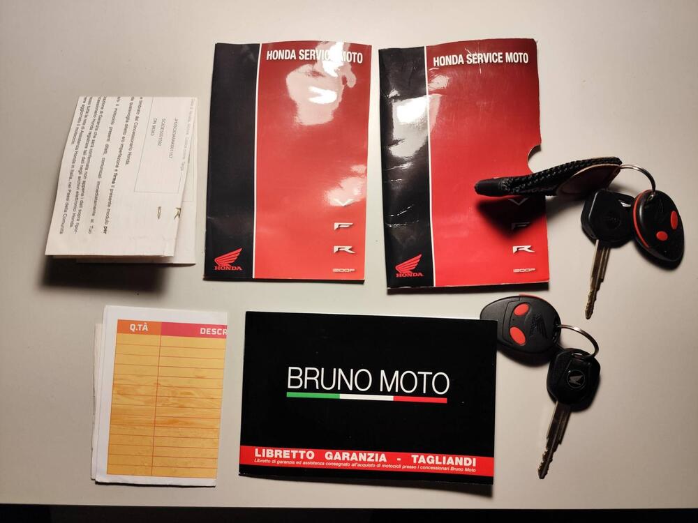 Honda VFR 1200 F ABS (2009 - 16) (13)