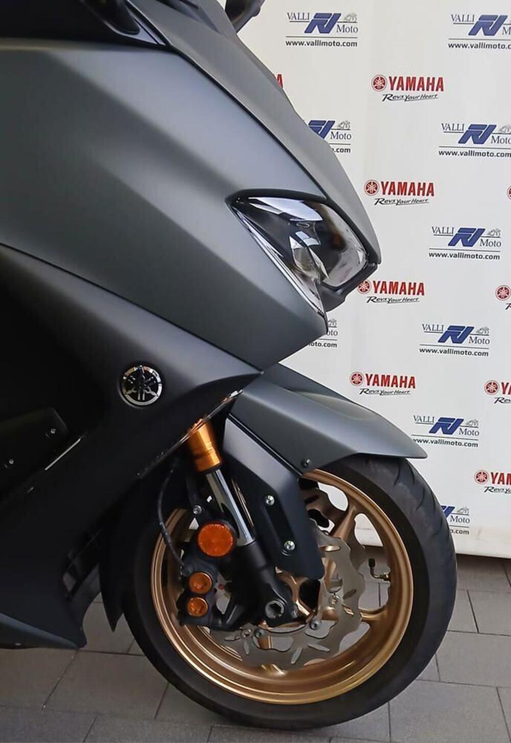 Yamaha T-Max 560 Tech Max (2021) (5)