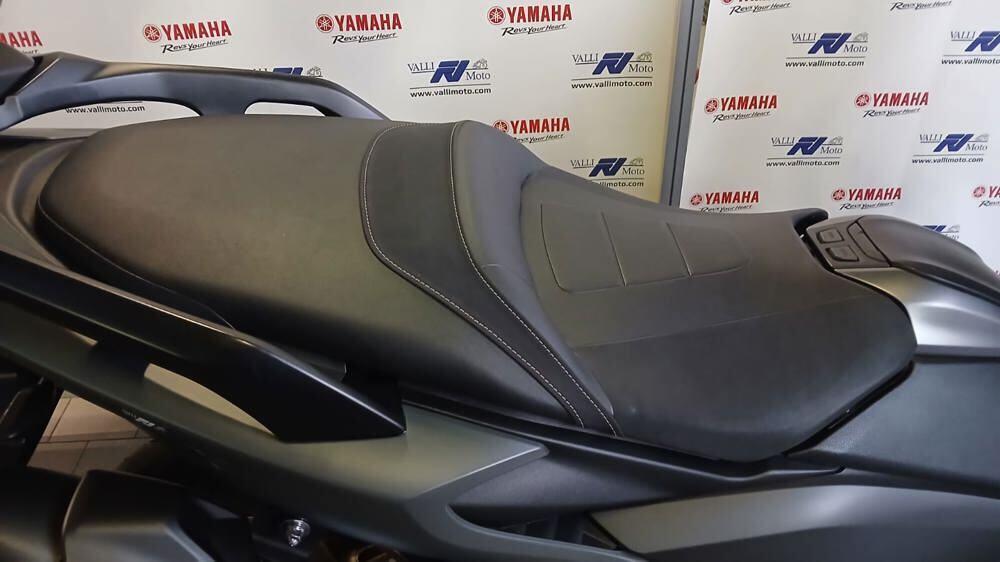 Yamaha T-Max 560 Tech Max (2021) (3)
