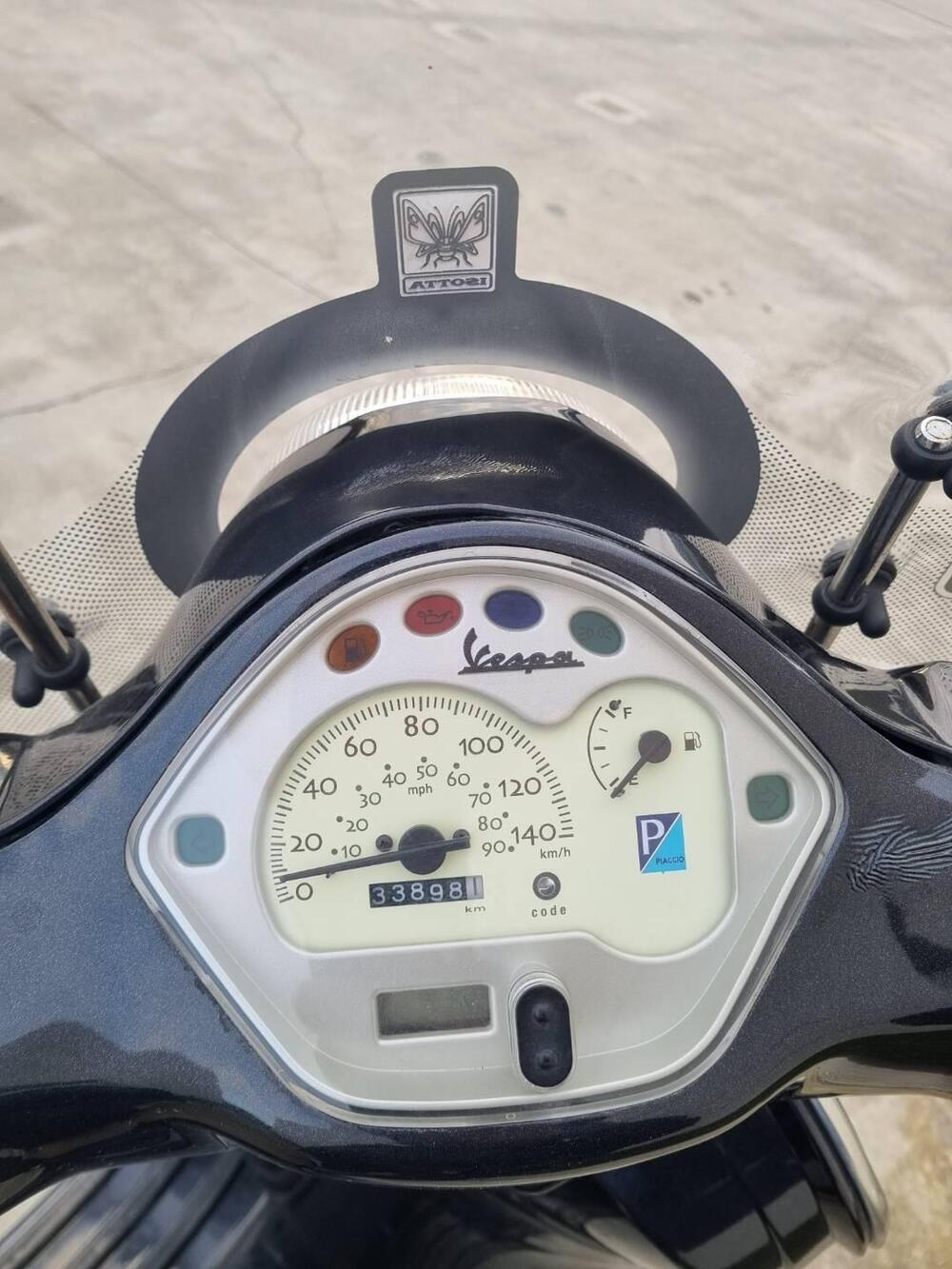 Piaggio Vespa 150 PX MA a.e. (9)