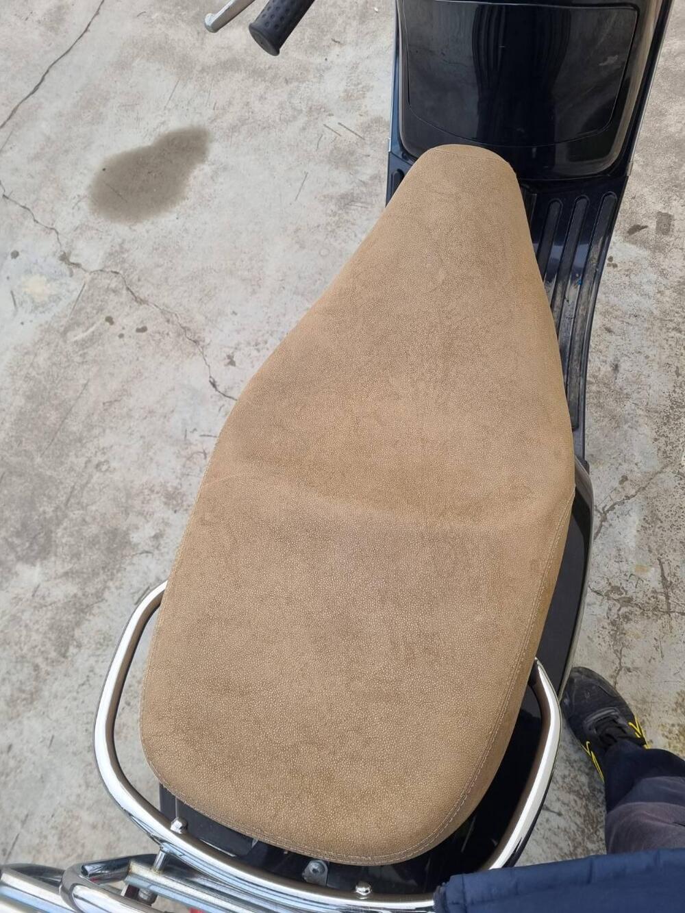 Piaggio Vespa 150 PX MA a.e. (10)