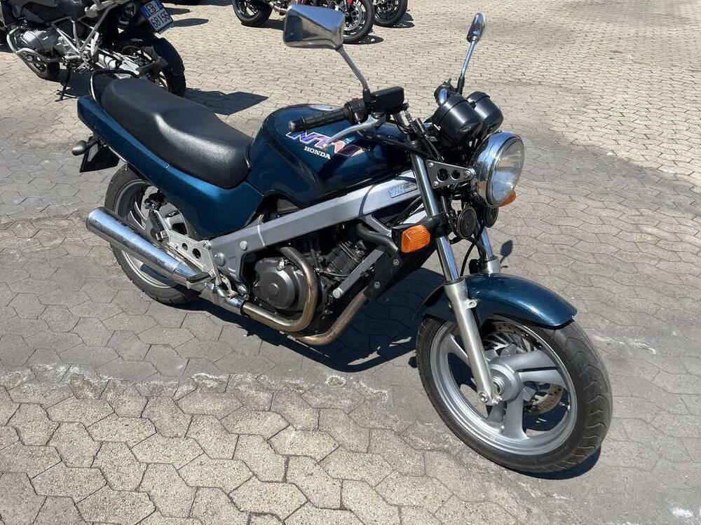 Honda NTV 650 R (1994 - 98) (2)