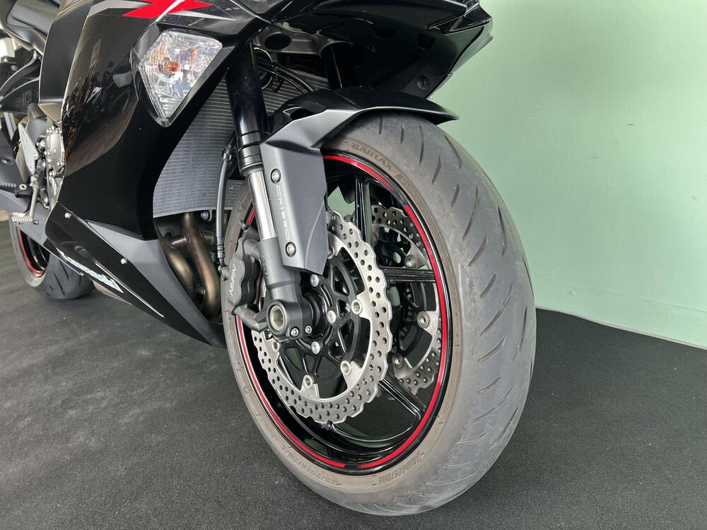 Kawasaki Ninja 636 ZX-6R (2019 - 20) (18)