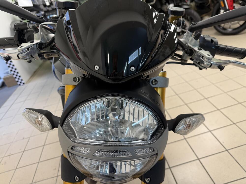 Ducati Monster 1100 (2009 -10) (6)