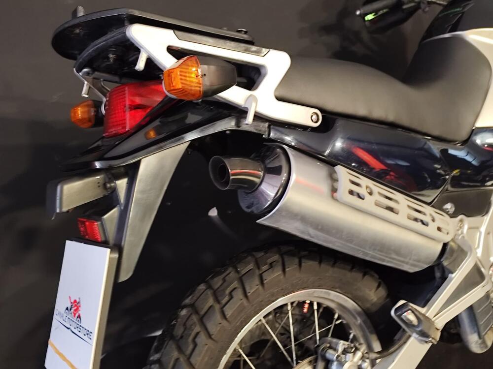 Kawasaki KLE 500 (2001 - 04) (11)