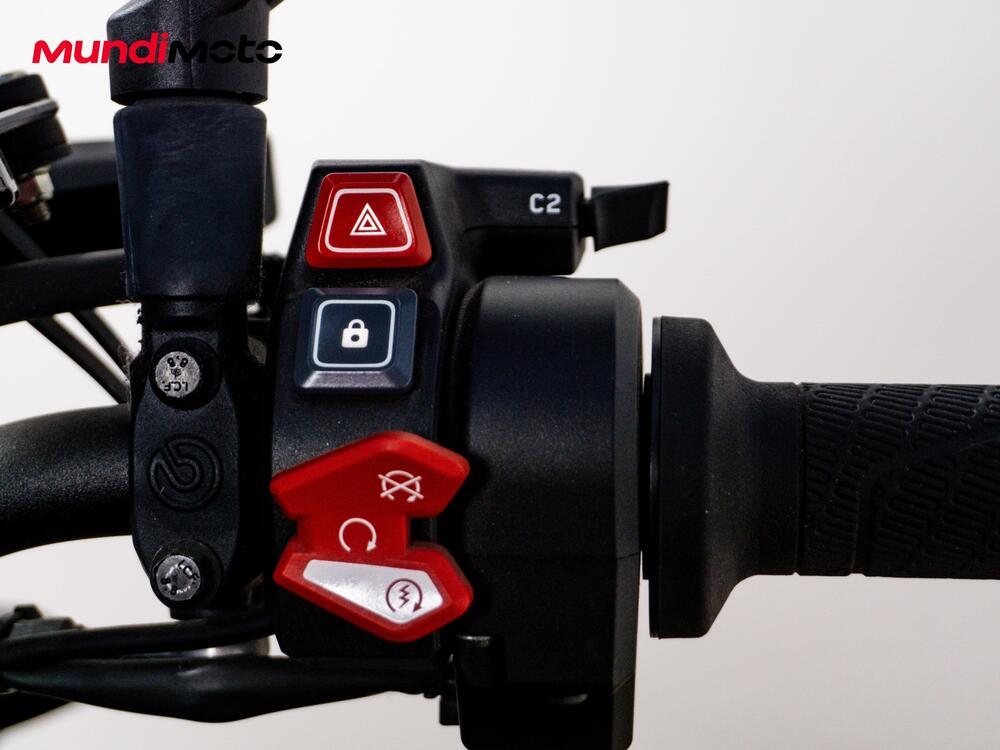 KTM 1390 Super Duke R EVO (2024 - 26) (16)