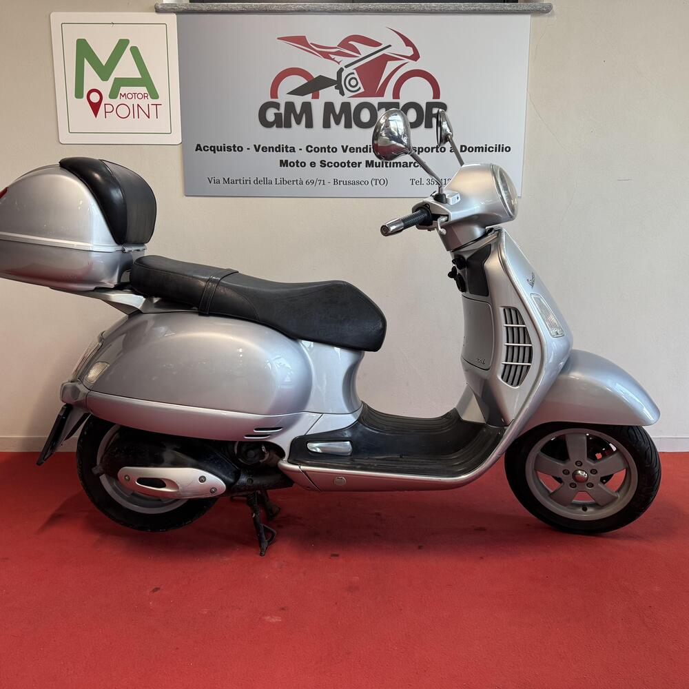 Vespa Granturismo 200 L