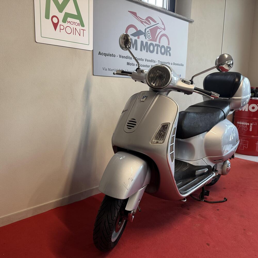 Vespa Granturismo 200 L (6)