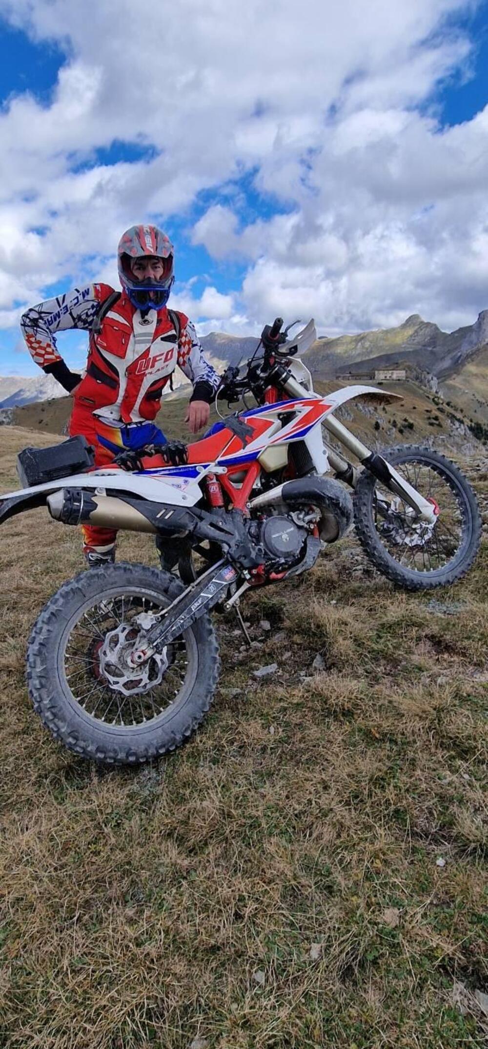 Betamotor RR 300 2T Enduro (2019) (7)