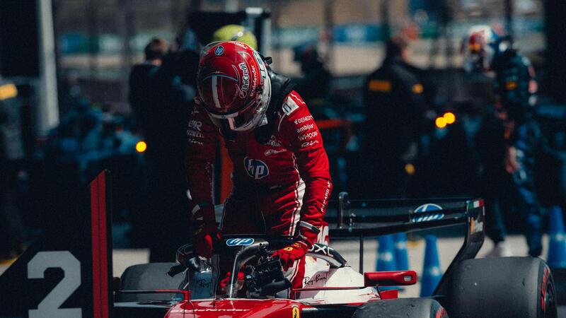 F1, Leclerc ammette a Shanghai: "Un secondo posto non basta, vogliamo il gradino pi&ugrave; alto!"