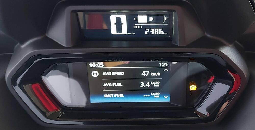 Yamaha X-Max 300 Tech Max (2021 - 24) (3)