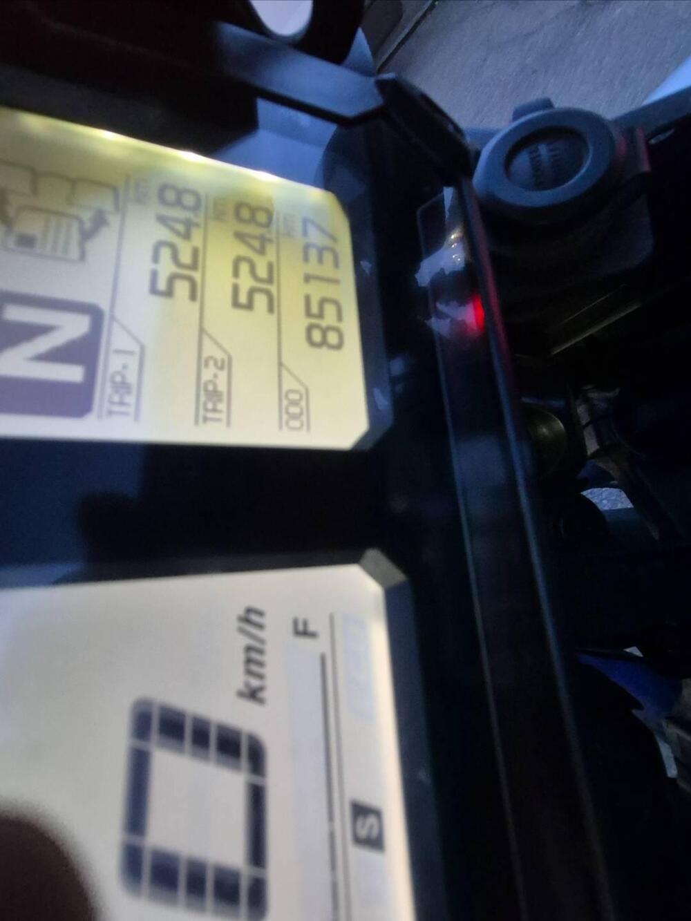 Yamaha XT1200ZE Super Ténéré (2015 - 16) (7)