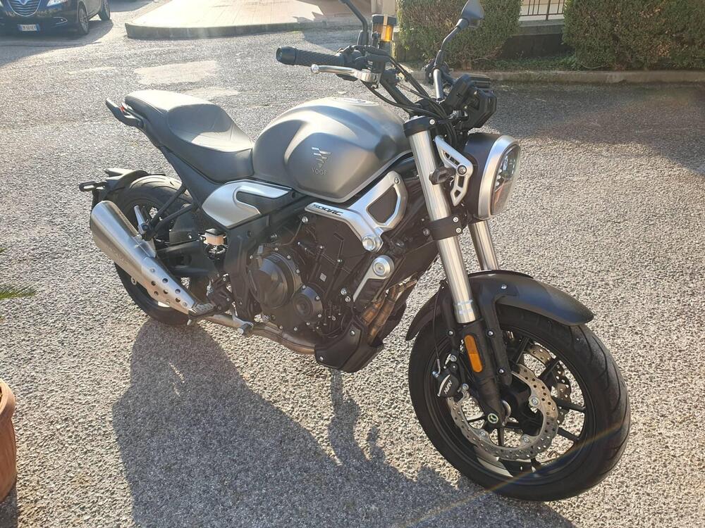 Voge Trofeo 500AC (2022 - 26) (3)