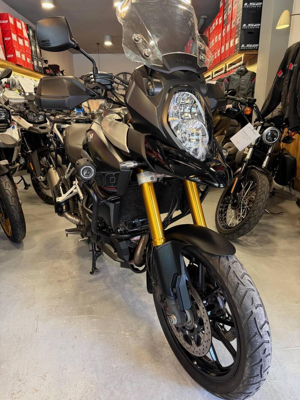 Suzuki V-Strom 1000 ABS No compromise LE (2015 - 17) (2)