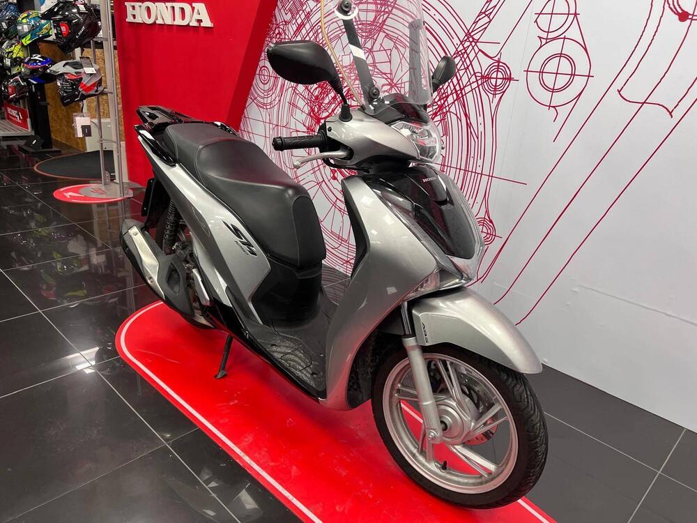 Honda SH 125i (2017 - 19) (2)